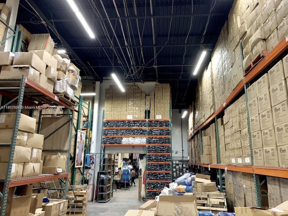 待售: $15,225,000 (0 贝兹, 0 浴室, 0 平方英尺)