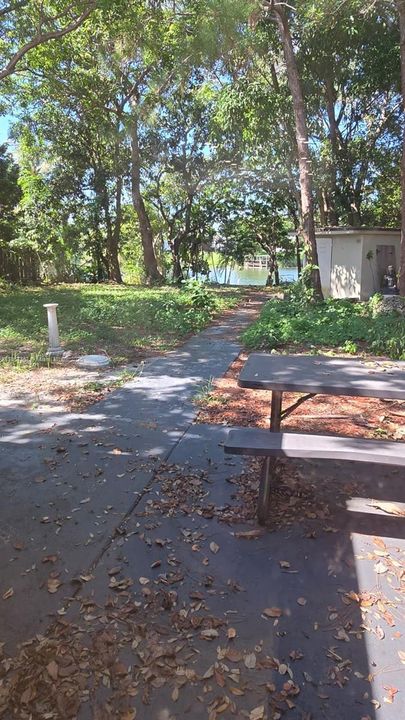 Recently Rented: $3,000 (3 beds, 2 baths, 1992 Square Feet)