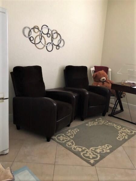Master bedroom sitting area