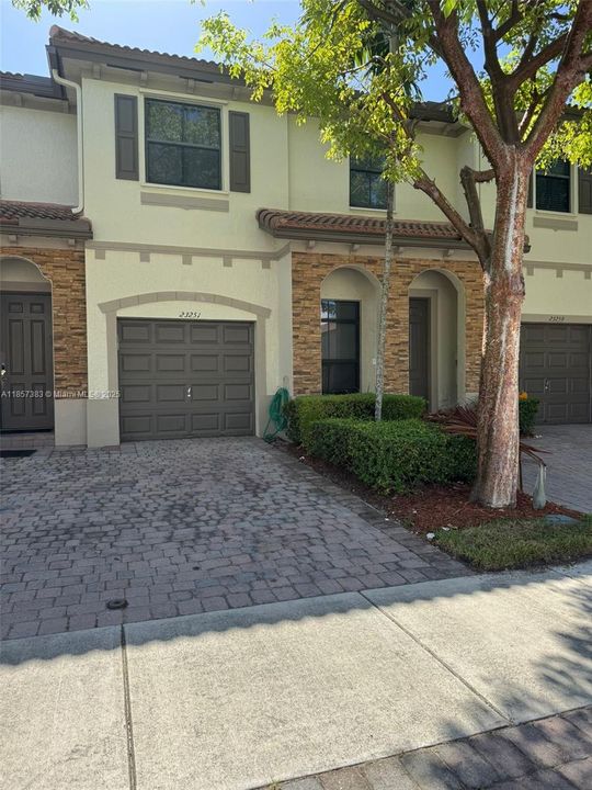 На продажу: $489,000 (3 спален, 2 ванн, 1706 Квадратных фут)