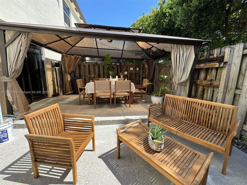 На продажу: $489,000 (3 спален, 2 ванн, 1706 Квадратных фут)