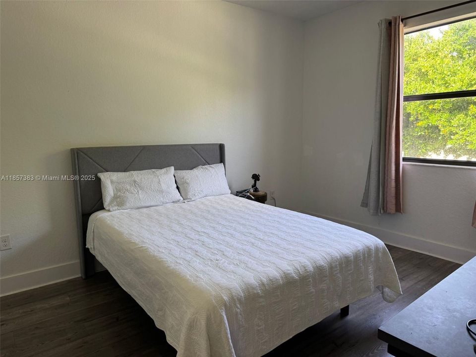 На продажу: $489,000 (3 спален, 2 ванн, 1706 Квадратных фут)