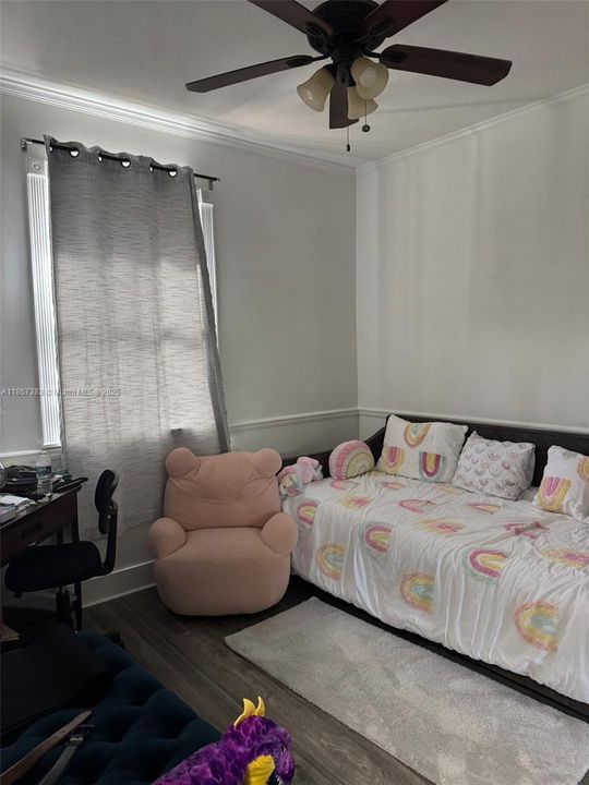 На продажу: $489,000 (3 спален, 2 ванн, 1706 Квадратных фут)