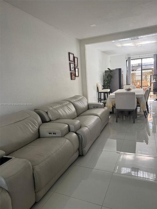 На продажу: $489,000 (3 спален, 2 ванн, 1706 Квадратных фут)