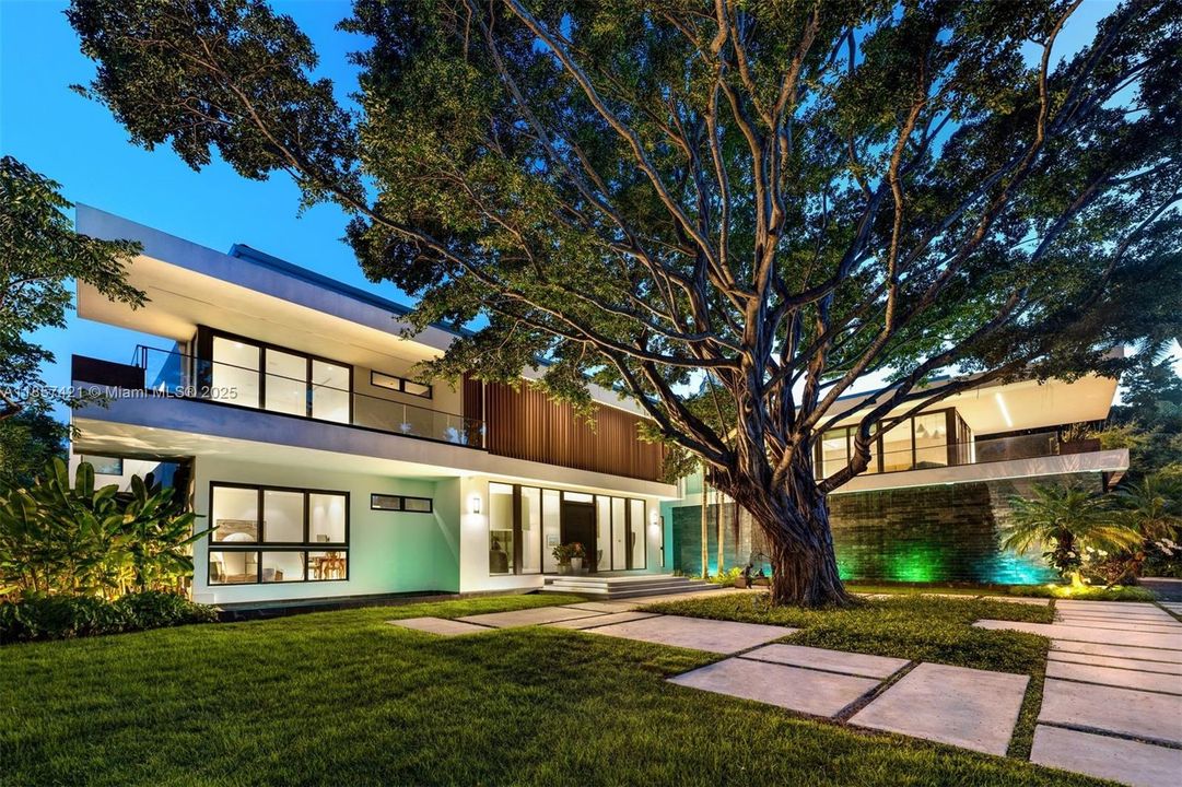 待售: $39,490,000 (8 贝兹, 8 浴室, 12292 平方英尺)