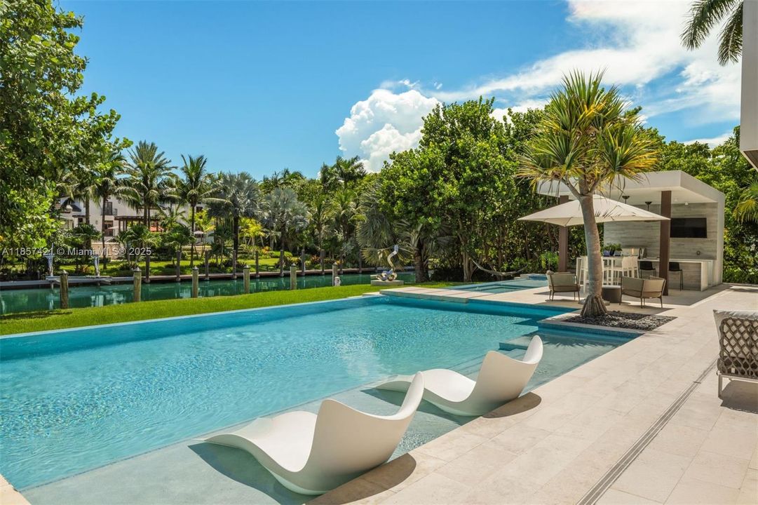 待售: $39,490,000 (8 贝兹, 8 浴室, 12292 平方英尺)