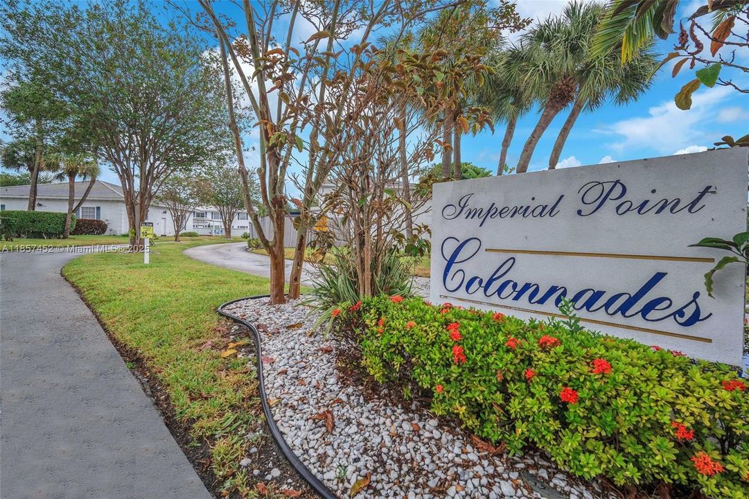 На продажу: $168,000 (2 спален, 1 ванн, 875 Квадратных фут)