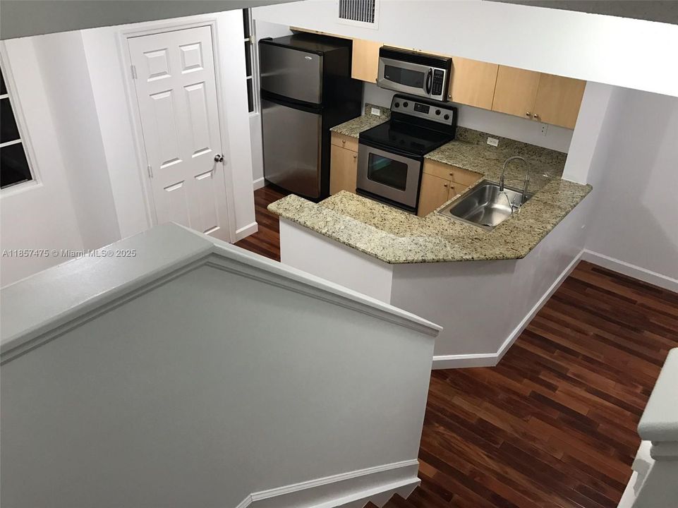 На продажу: $469,000 (2 спален, 2 ванн, 1316 Квадратных фут)