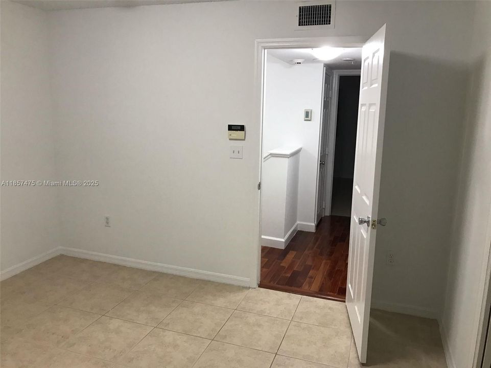 На продажу: $469,000 (2 спален, 2 ванн, 1316 Квадратных фут)