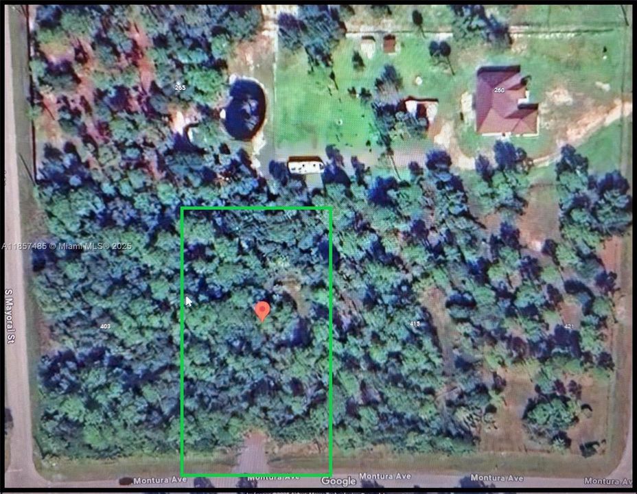 En Venta: $87,000 (1.27 acres)