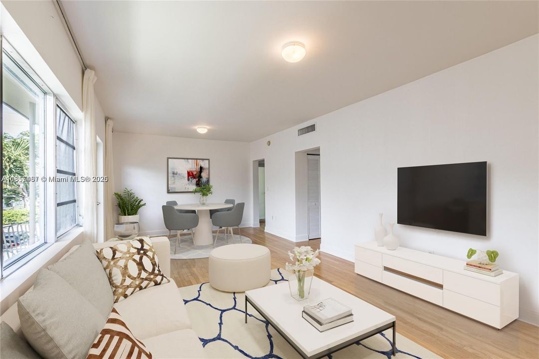 For Sale: $509,900 (1 beds, 1 baths, 664 Square Feet)