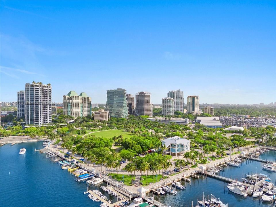 Recently Sold: $1,495,000 (2 beds, 2 baths, 1300 Square Feet)