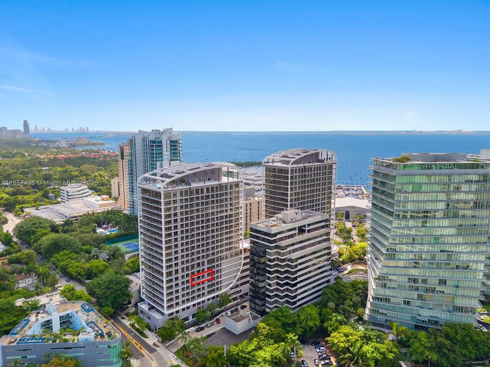 Recently Sold: $1,495,000 (2 beds, 2 baths, 1300 Square Feet)