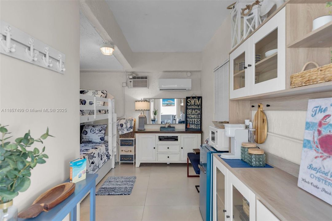 Ground Fl Bonus Room