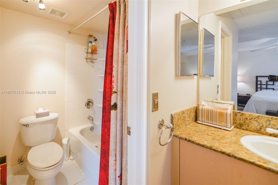 For Sale: $565,000 (3 beds, 2 baths, 1481 Square Feet)