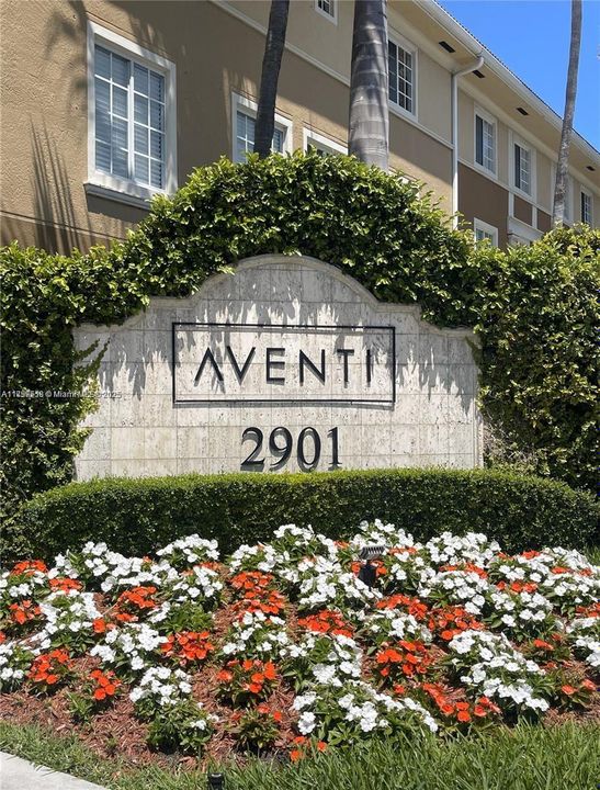 For Sale: $565,000 (3 beds, 2 baths, 1481 Square Feet)