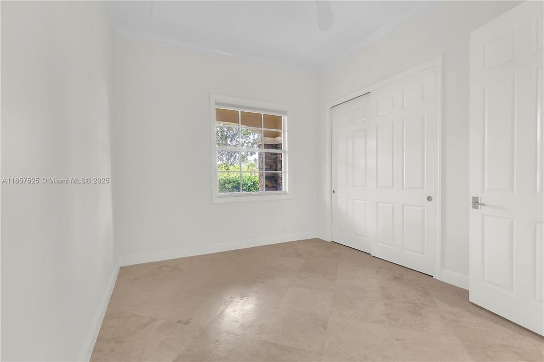 En Venta: $2,550,000 (3 camas, 2 baños, 1920 Pies cuadrados)