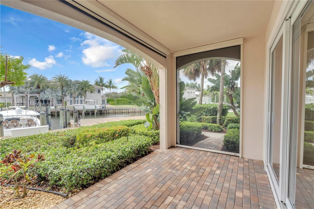 En Venta: $2,550,000 (3 camas, 2 baños, 1920 Pies cuadrados)