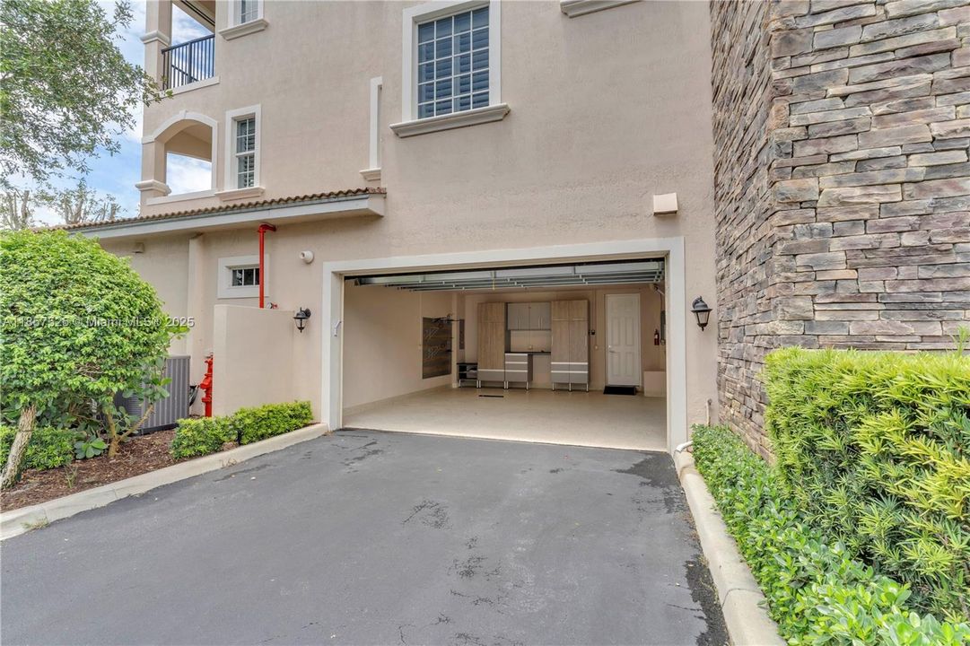 En Venta: $2,550,000 (3 camas, 2 baños, 1920 Pies cuadrados)