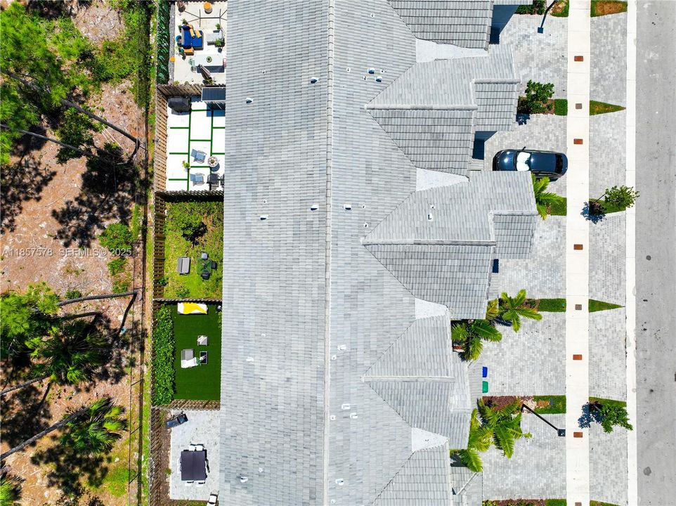 На продажу: $480,000 (3 спален, 2 ванн, 1827 Квадратных фут)