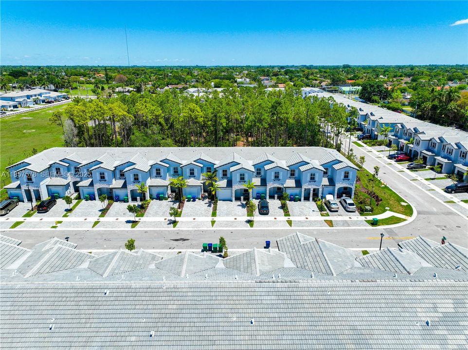 На продажу: $480,000 (3 спален, 2 ванн, 1827 Квадратных фут)