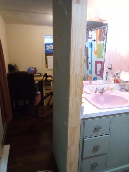 BATH ROOM