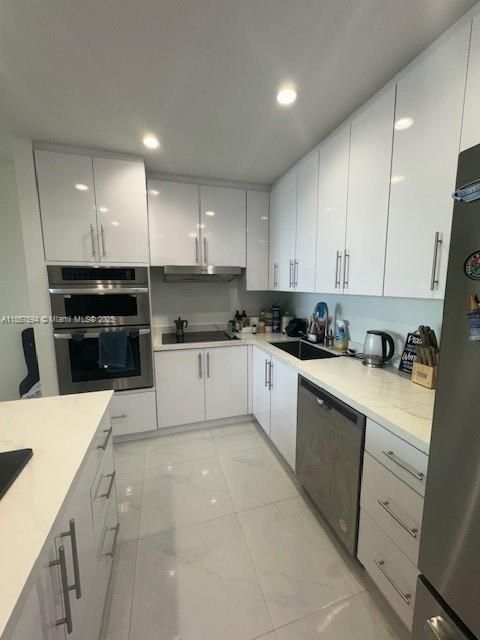 待售: $435,000 (1 贝兹, 1 浴室, 1005 平方英尺)