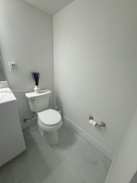 待售: $435,000 (1 贝兹, 1 浴室, 1005 平方英尺)