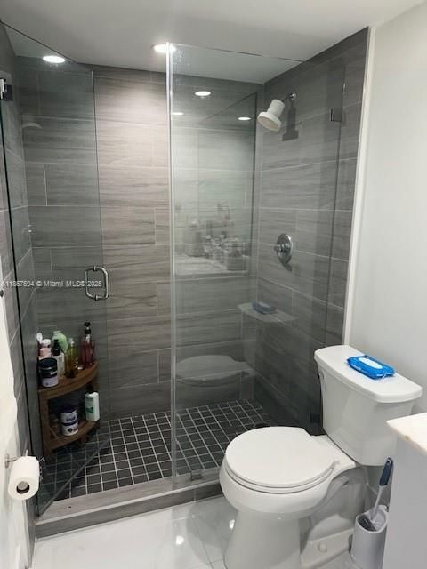 待售: $435,000 (1 贝兹, 1 浴室, 1005 平方英尺)