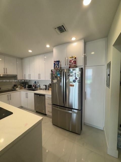 待售: $435,000 (1 贝兹, 1 浴室, 1005 平方英尺)