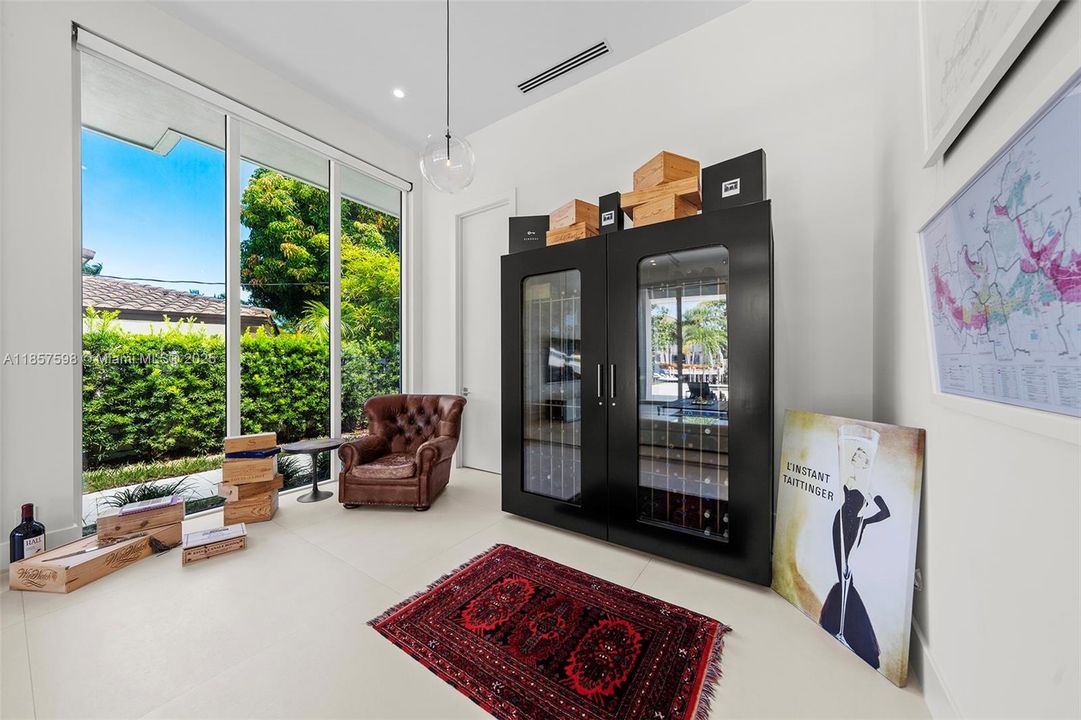 待售: $5,440,000 (3 贝兹, 2 浴室, 2690 平方英尺)