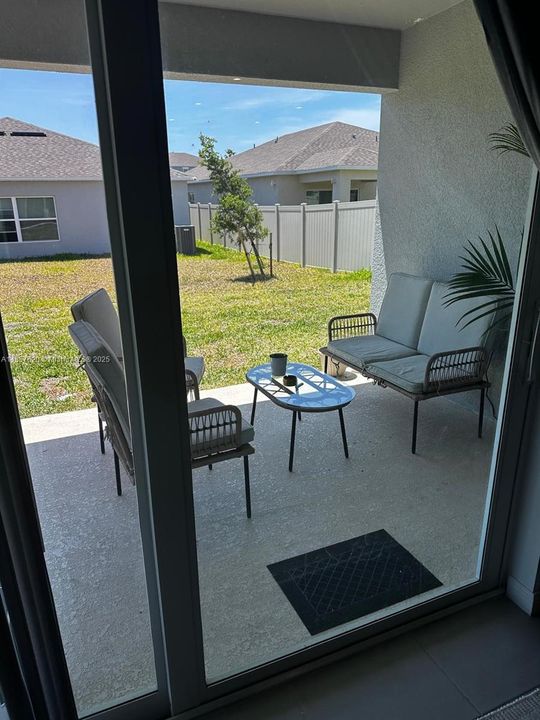 En Venta: $399,000 (4 camas, 3 baños, 0 Pies cuadrados)