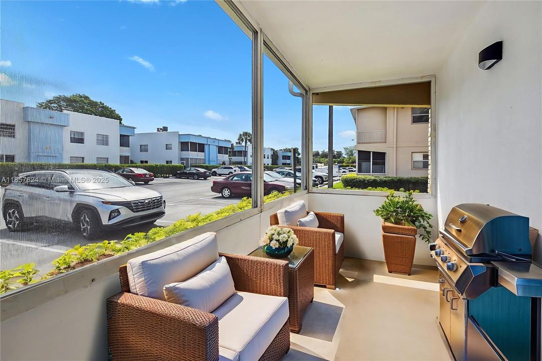 待售: $75,000 (1 贝兹, 1 浴室, 720 平方英尺)