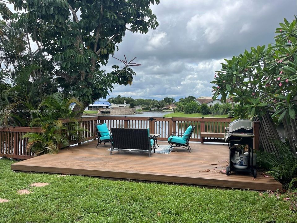 En Venta: $725,000 (3 camas, 2 baños, 1608 Pies cuadrados)