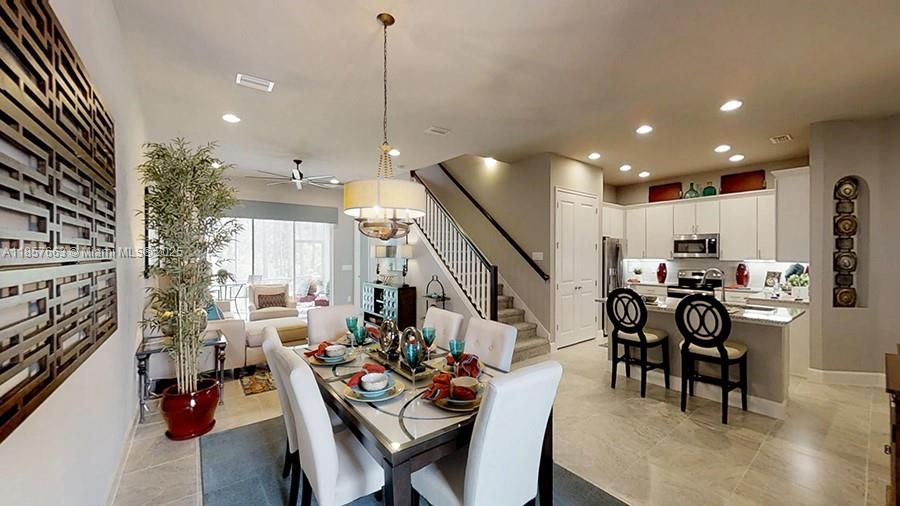 待售: $412,000 (3 贝兹, 3 浴室, 2097 平方英尺)