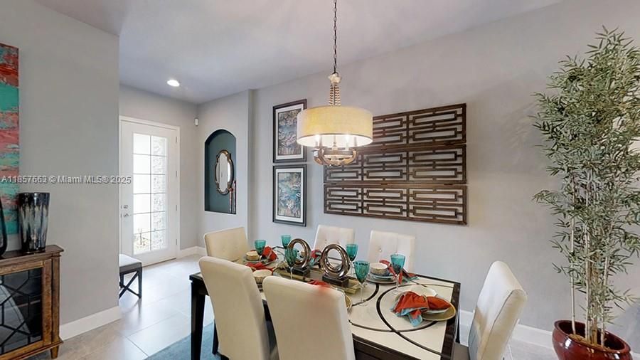 待售: $412,000 (3 贝兹, 3 浴室, 2097 平方英尺)