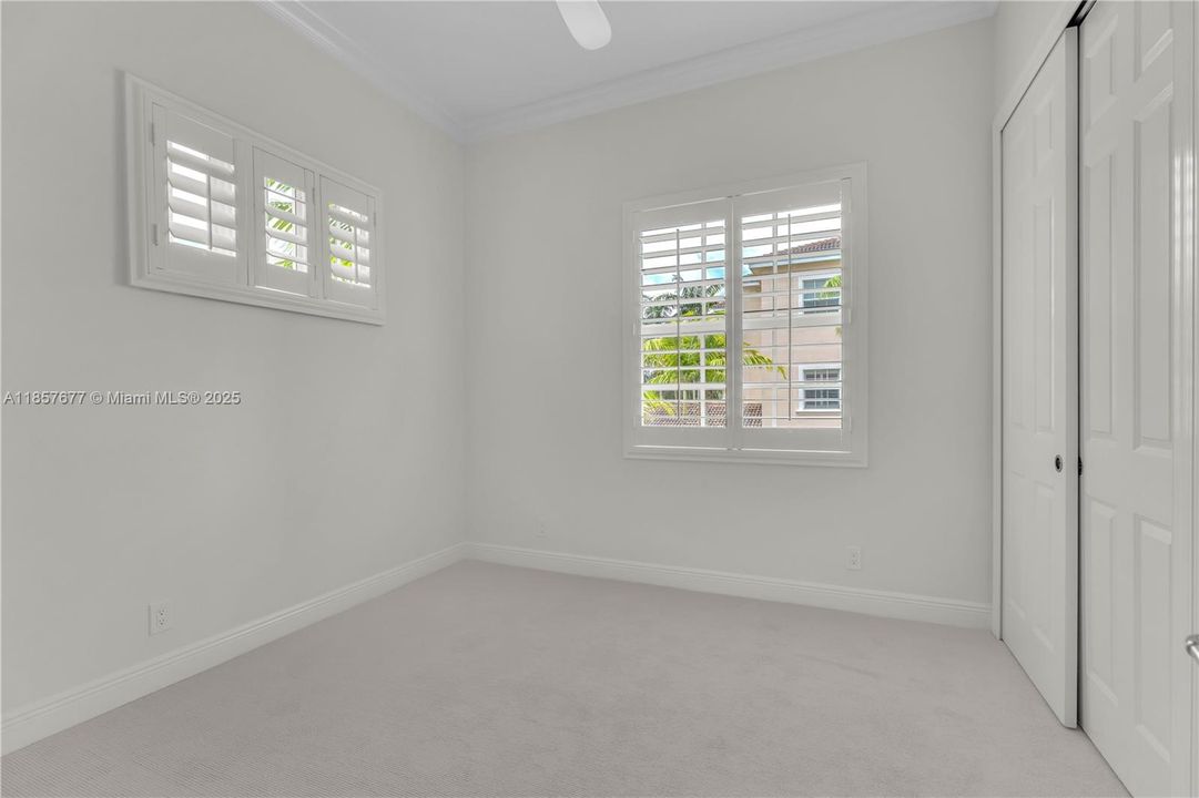 En Venta: $2,750,000 (3 camas, 2 baños, 2367 Pies cuadrados)