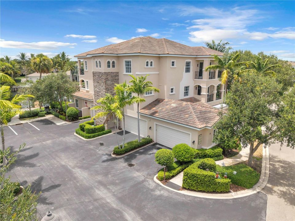 En Venta: $2,750,000 (3 camas, 2 baños, 2367 Pies cuadrados)