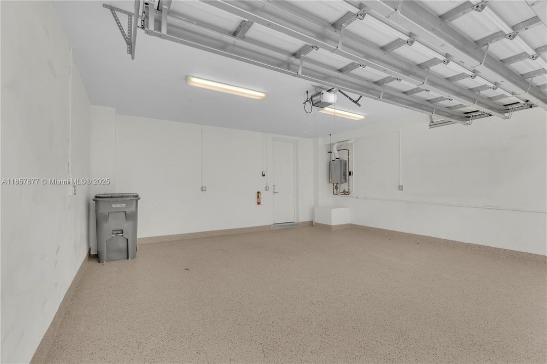 En Venta: $2,750,000 (3 camas, 2 baños, 2367 Pies cuadrados)