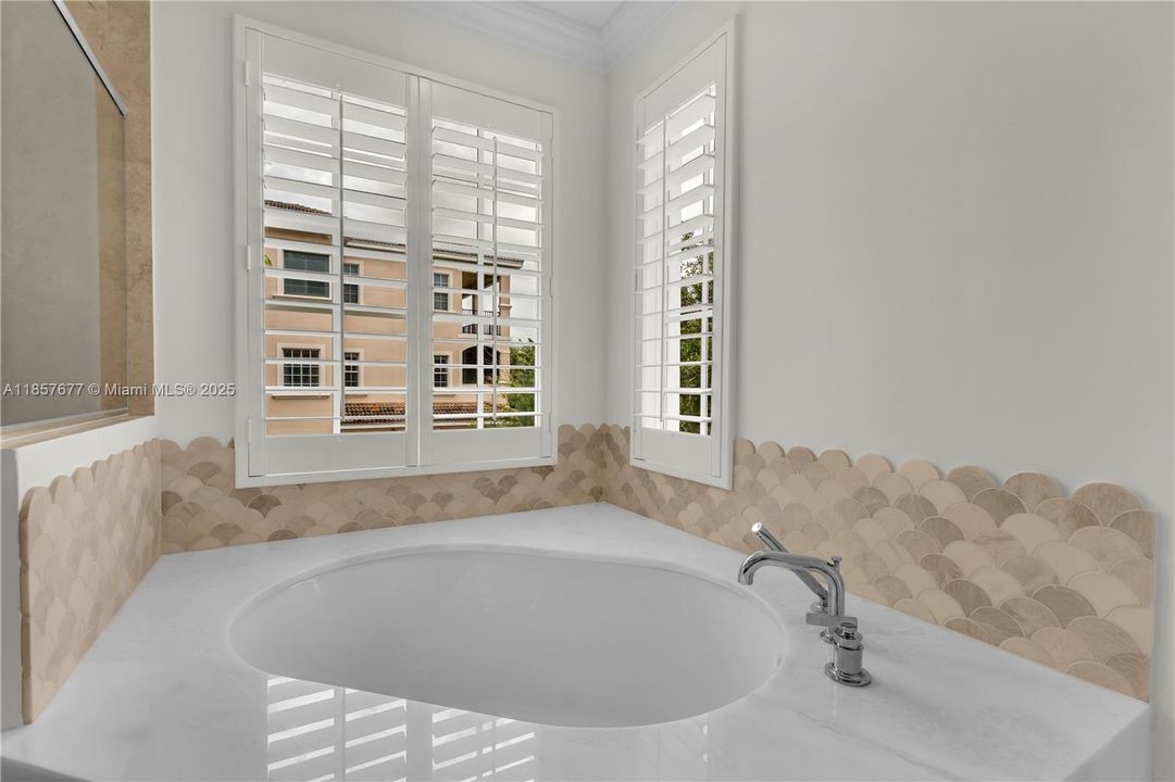 En Venta: $2,750,000 (3 camas, 2 baños, 2367 Pies cuadrados)