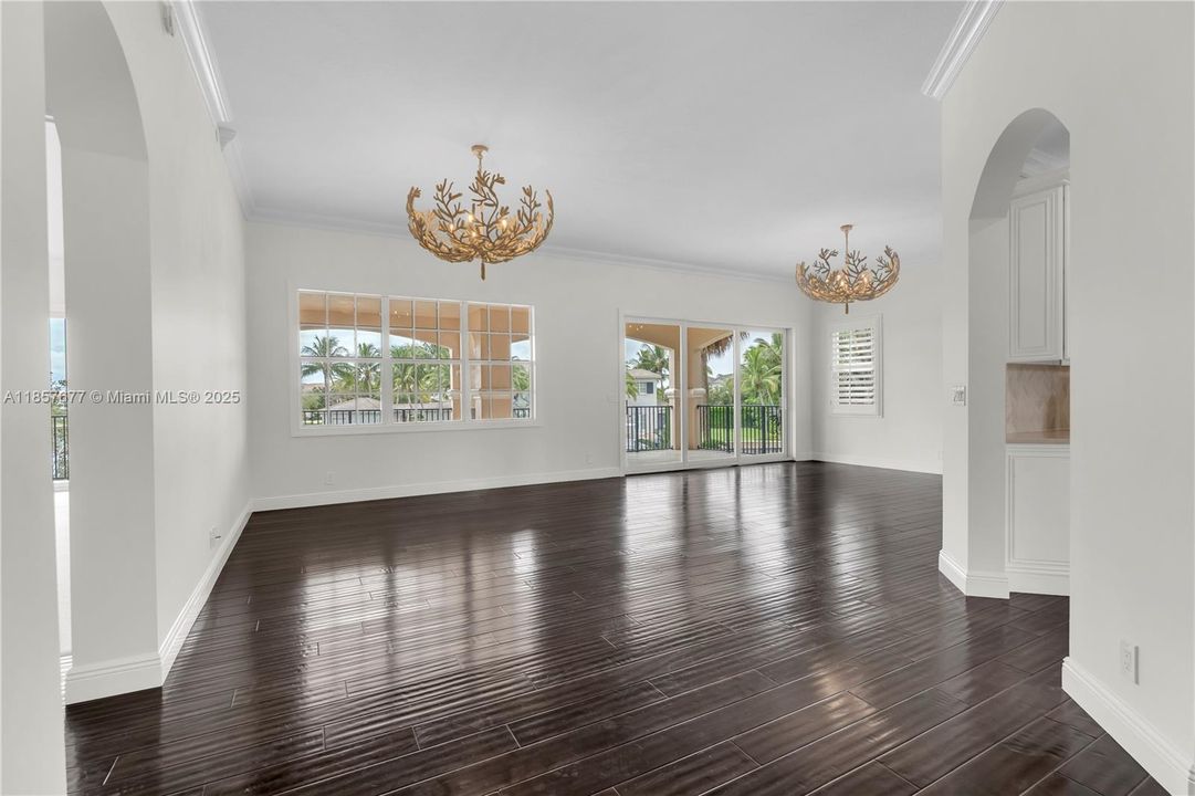 En Venta: $2,750,000 (3 camas, 2 baños, 2367 Pies cuadrados)