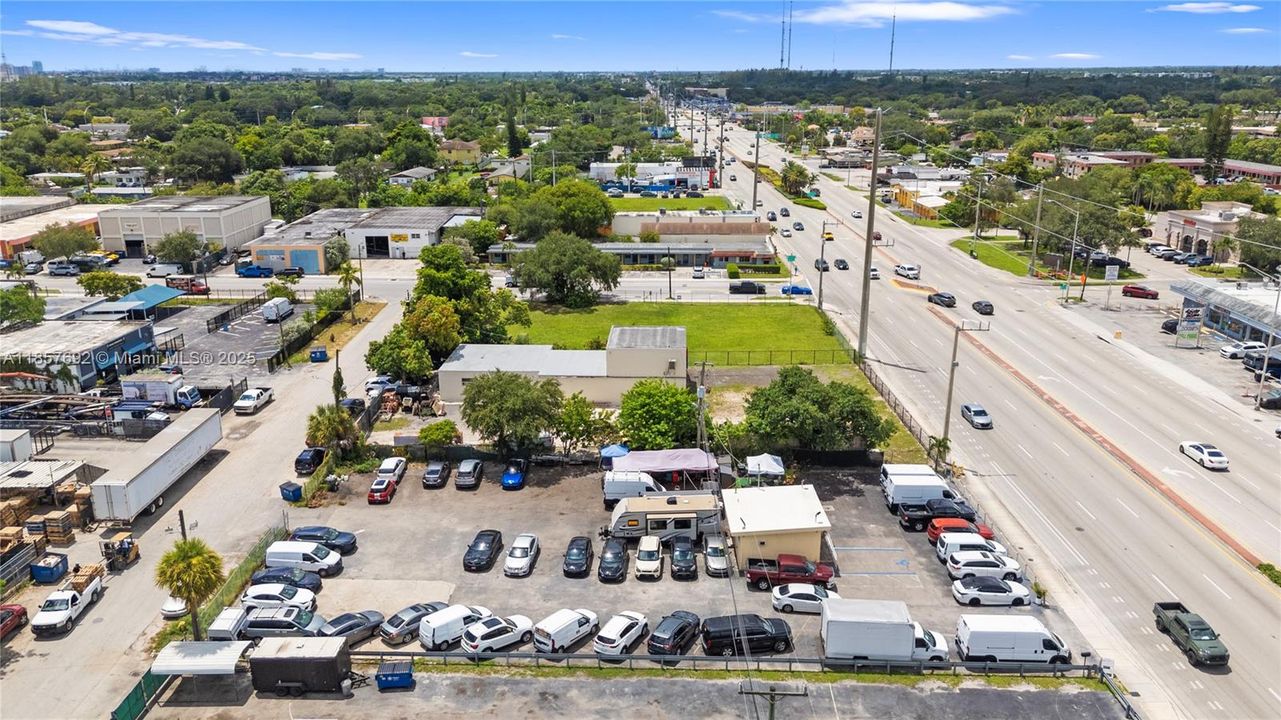 В аренду: $12,500 (0 спален, 0 ванн, 0 Квадратных фут)