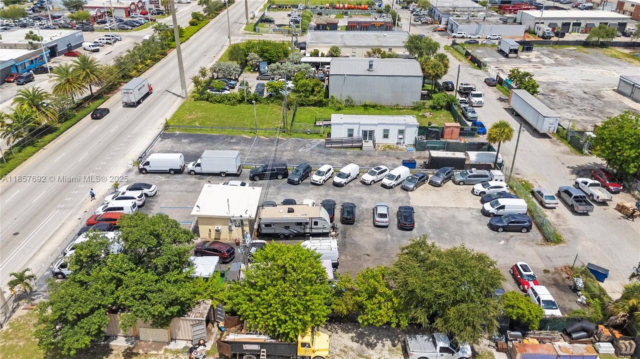 В аренду: $12,500 (0 спален, 0 ванн, 0 Квадратных фут)