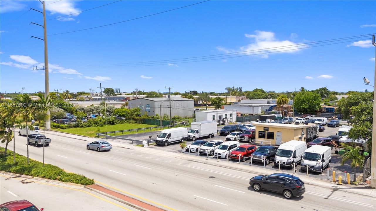 В аренду: $12,500 (0 спален, 0 ванн, 0 Квадратных фут)