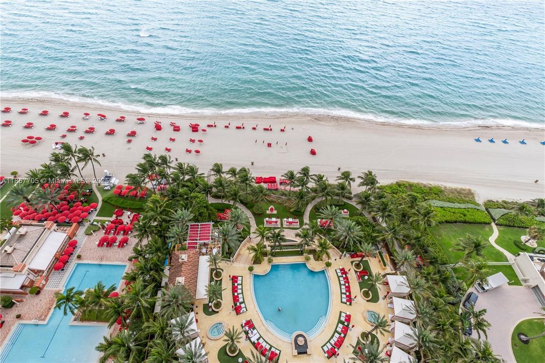 For Sale: $7,400,000 (3 beds, 6 baths, 4609 Square Feet)