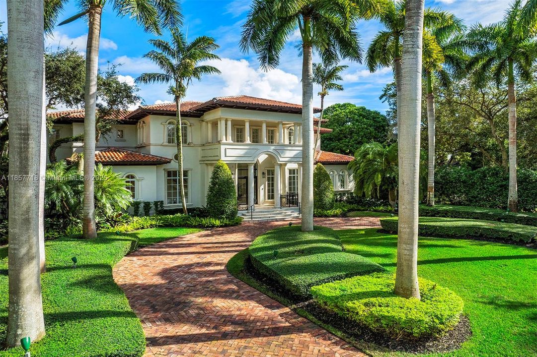 En Renta: $39,500 (9 camas, 8 baños, 8855 Pies cuadrados)