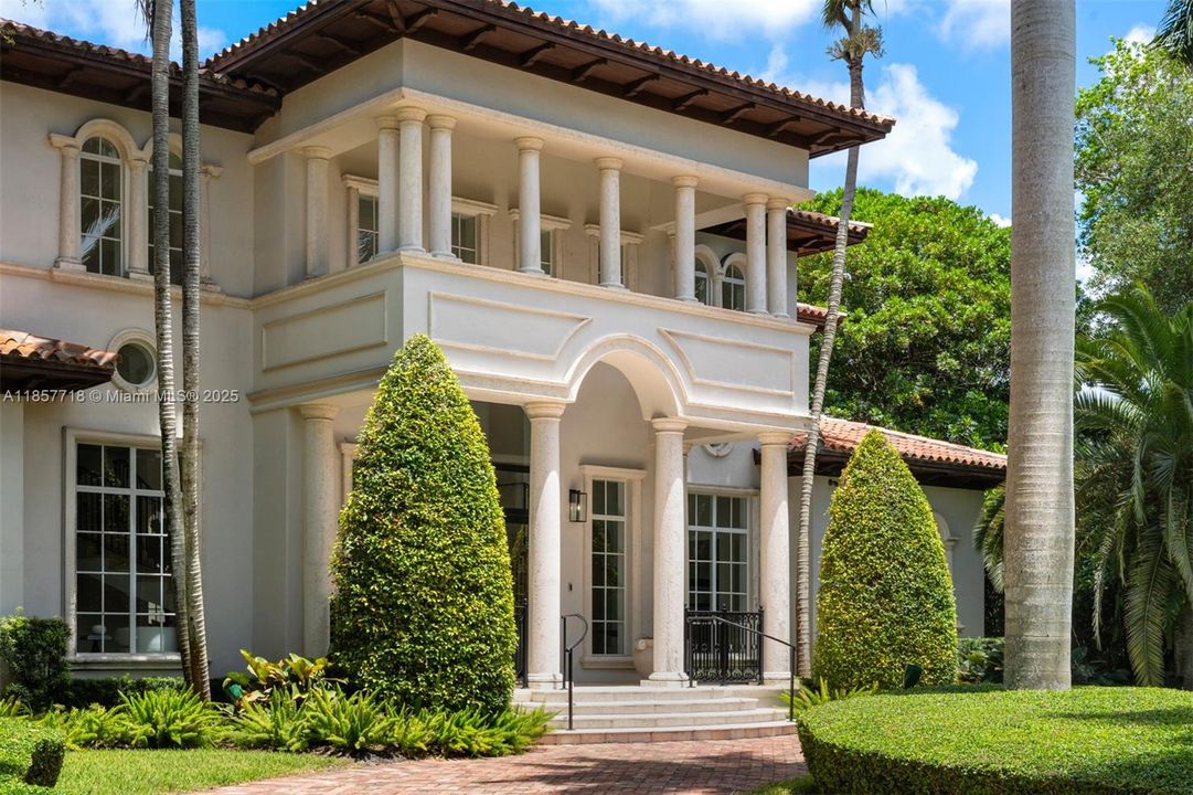 En Renta: $39,500 (9 camas, 8 baños, 8855 Pies cuadrados)