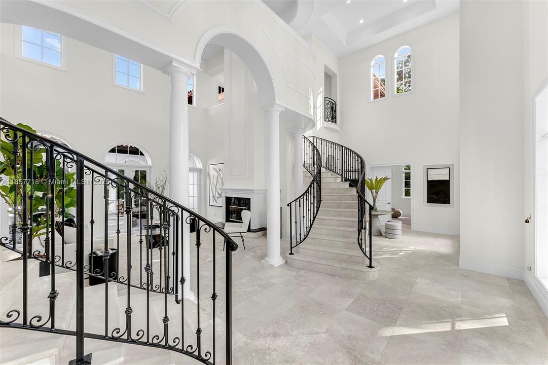 En Renta: $39,500 (9 camas, 8 baños, 8855 Pies cuadrados)