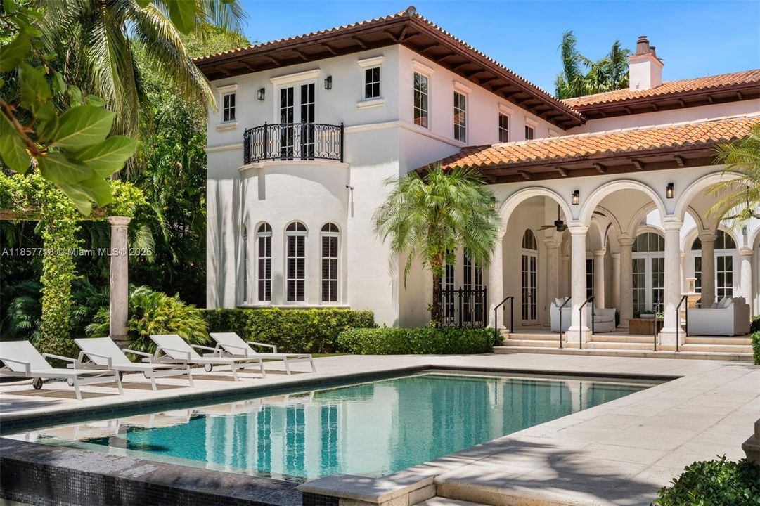 En Renta: $39,500 (9 camas, 8 baños, 8855 Pies cuadrados)