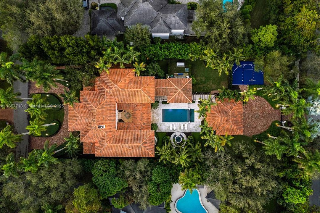 En Renta: $39,500 (9 camas, 8 baños, 8855 Pies cuadrados)